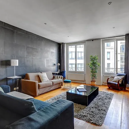 Appartamento Les Halles 1Br Flat Parigi