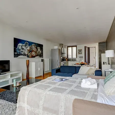 Les Halles 1Br Flat Parigi